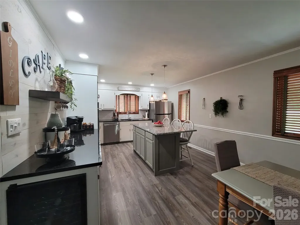 318 Rutledge Road Mount Holly NC 28120