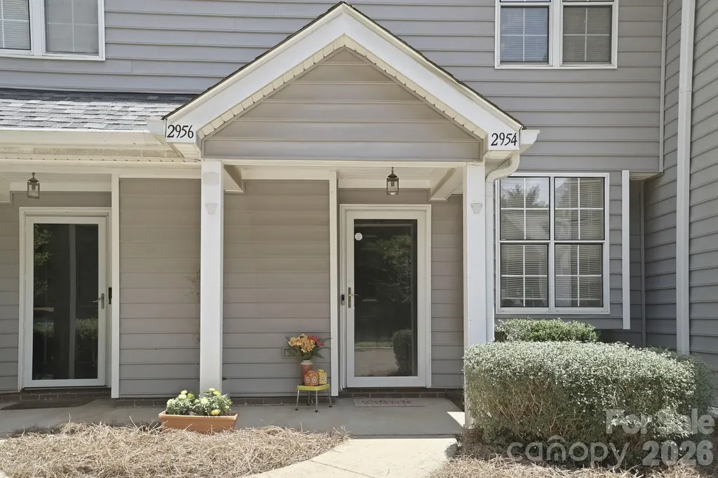 2954 Iron Gate Lane Charlotte NC 28212