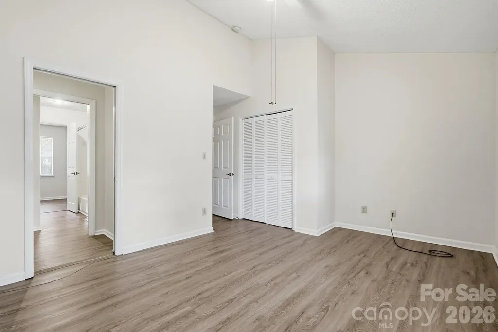 2954 Iron Gate Lane Charlotte NC 28212