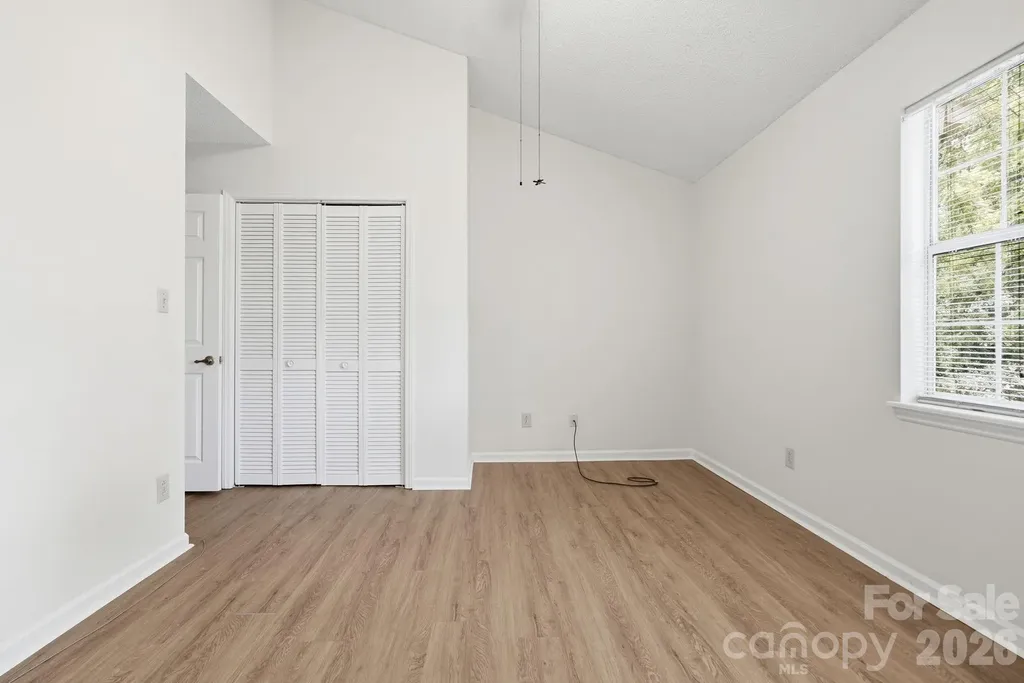 2954 Iron Gate Lane Charlotte NC 28212