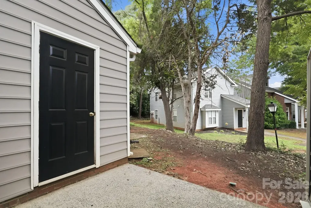 2954 Iron Gate Lane Charlotte NC 28212
