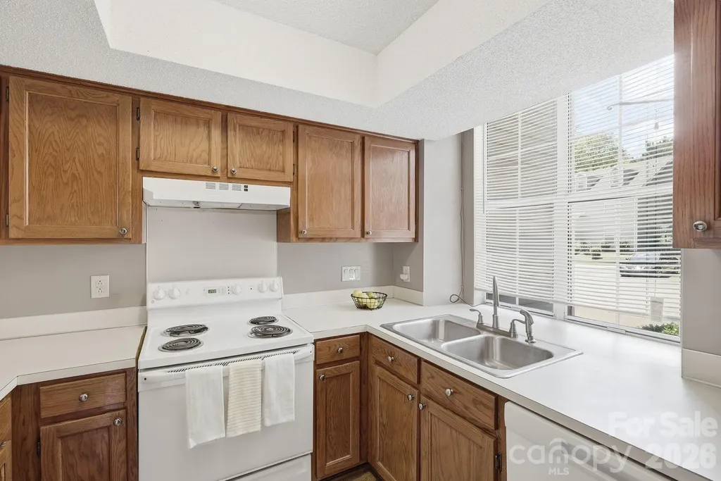 2954 Iron Gate Lane Charlotte NC 28212