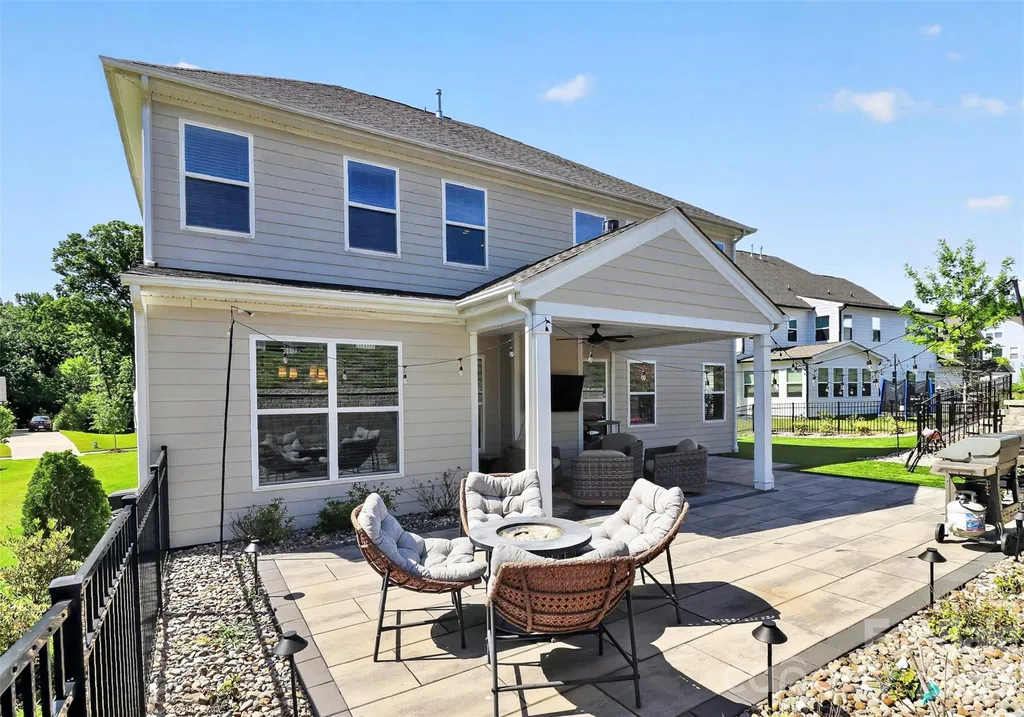 17222 Monocacy Boulevard Huntersville NC 28078