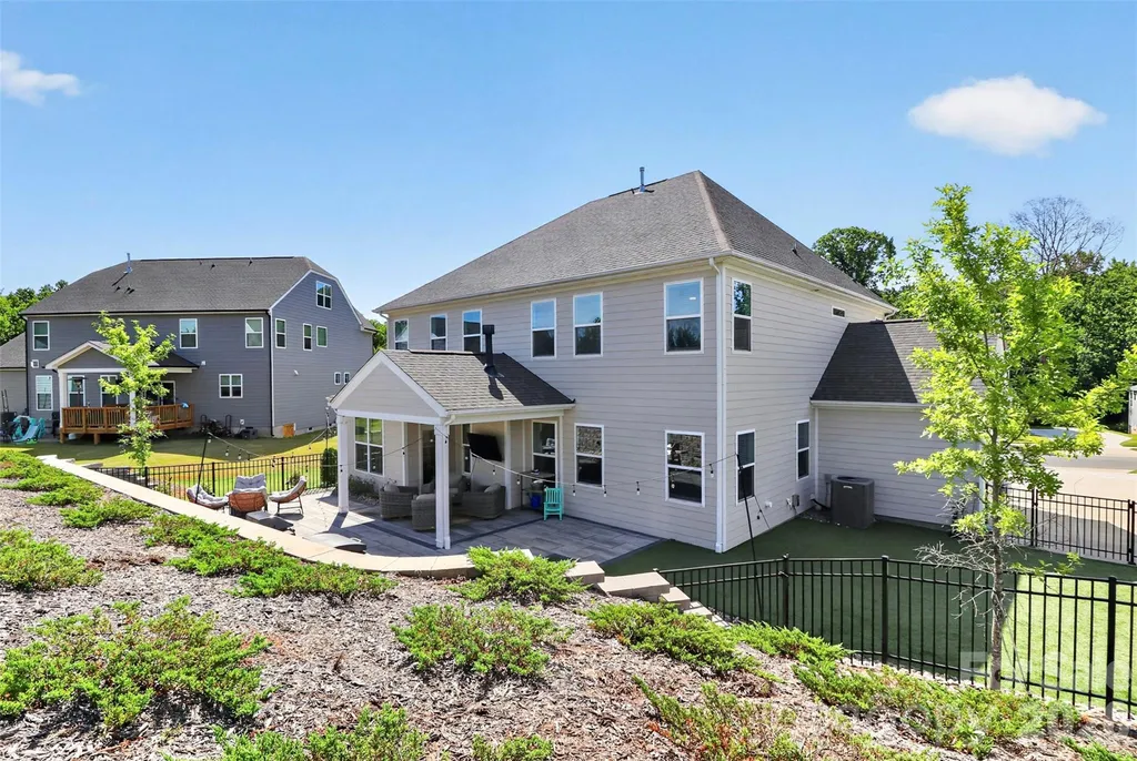 17222 Monocacy Boulevard Huntersville NC 28078