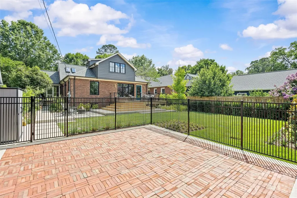 2509 Belvedere Avenue Charlotte NC 28205
