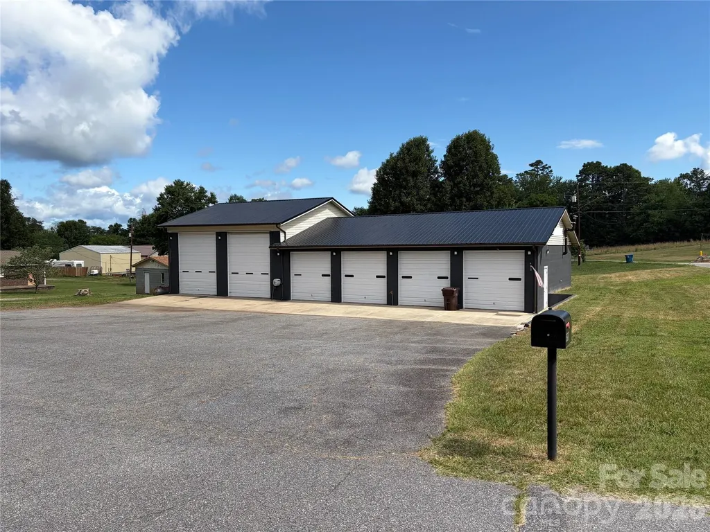 8587 Sparrow Trail Connelly Springs NC 28612