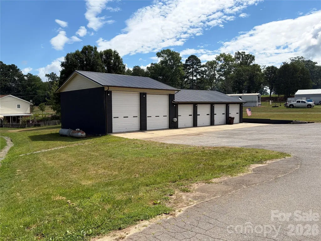 8587 Sparrow Trail Connelly Springs NC 28612