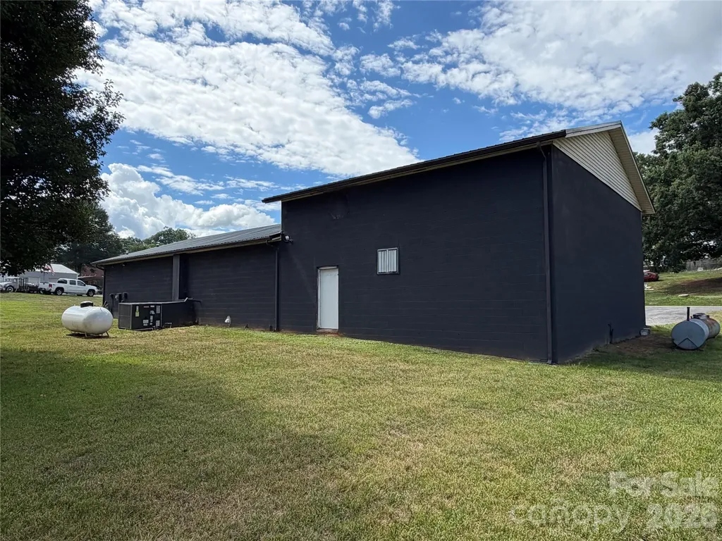 8587 Sparrow Trail Connelly Springs NC 28612