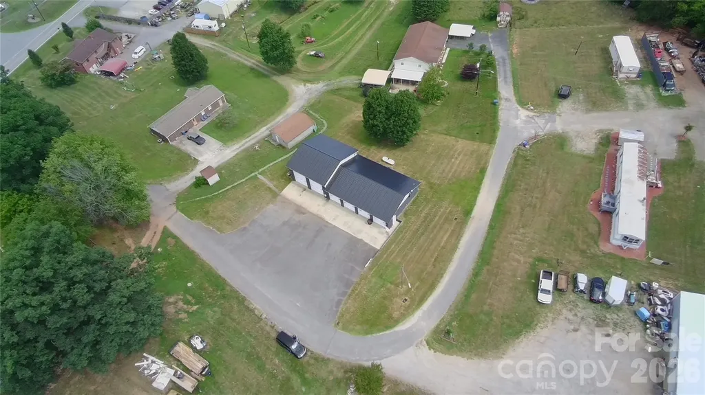 8587 Sparrow Trail Connelly Springs NC 28612