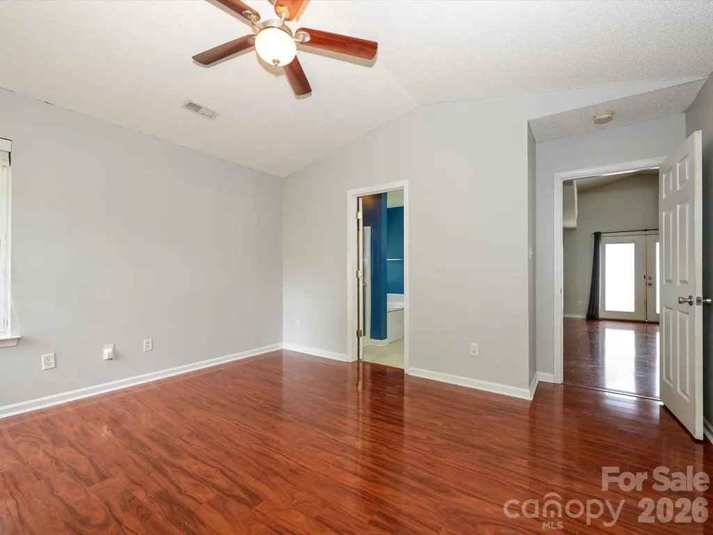 4821 Renfrew Drive Concord NC 28027