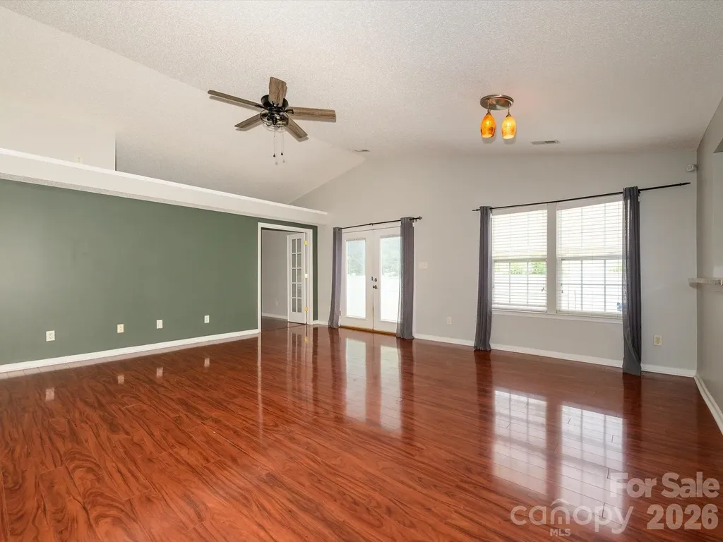4821 Renfrew Drive Concord NC 28027
