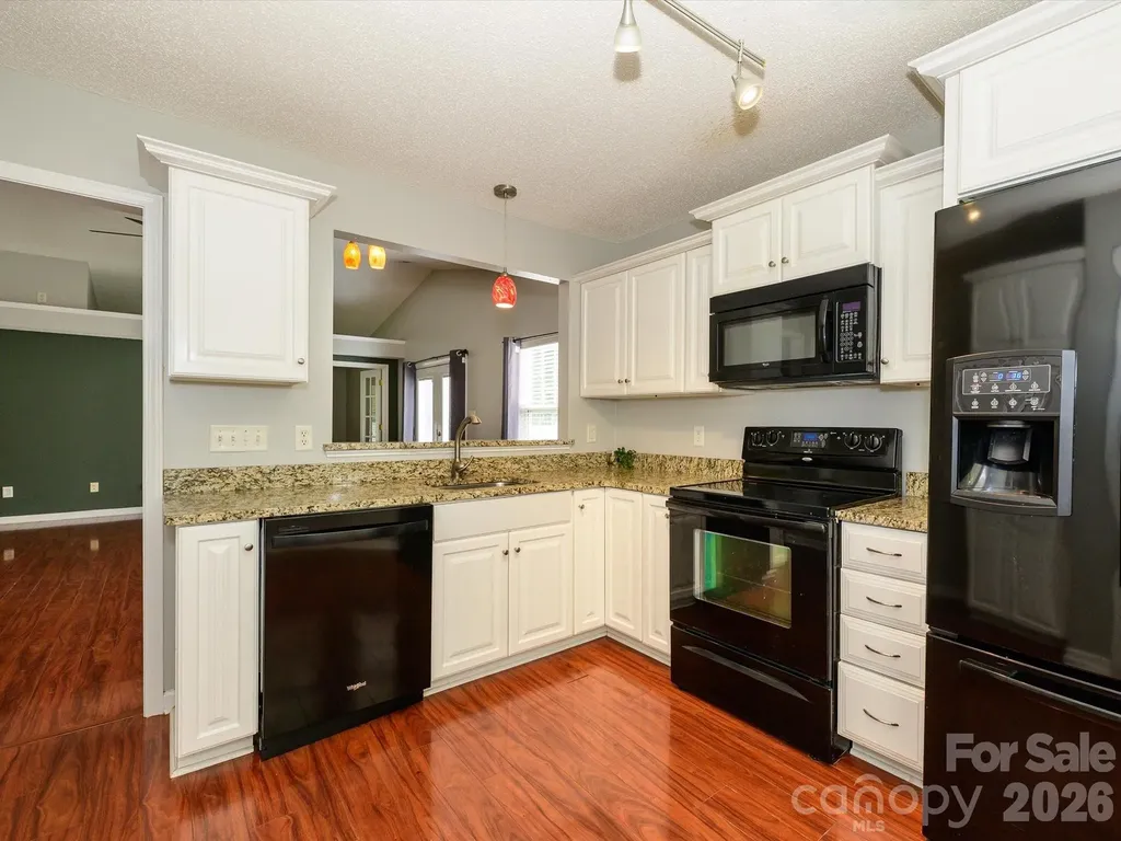 4821 Renfrew Drive Concord NC 28027