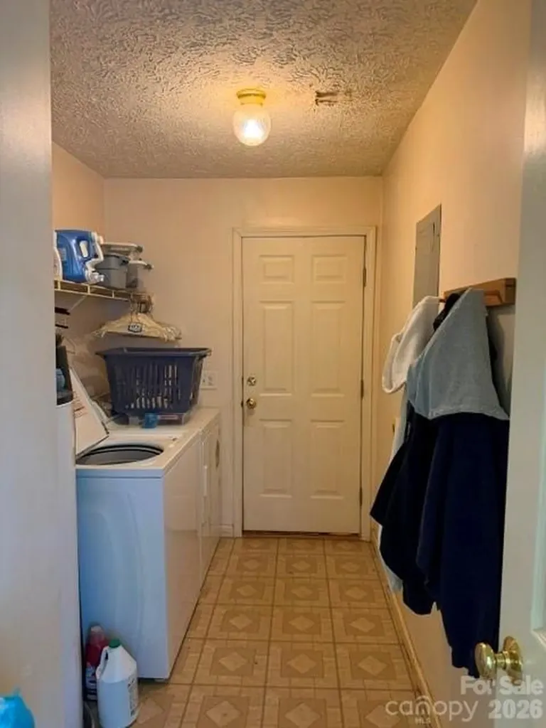 4084 Carpenters Cove Road Claremont NC 28610