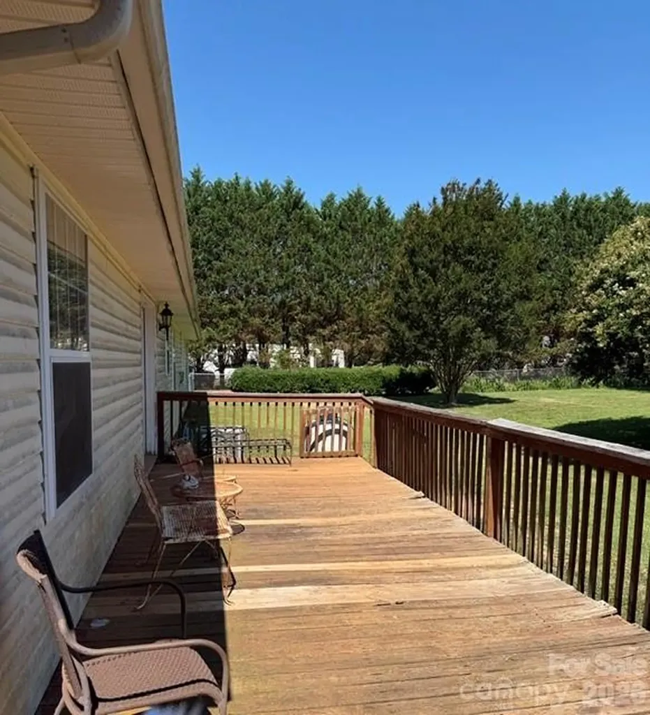 4084 Carpenters Cove Road Claremont NC 28610