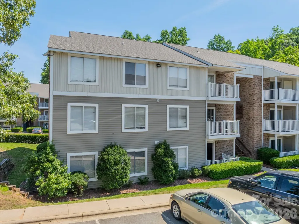 9519 University Terrace Drive Charlotte NC 28262