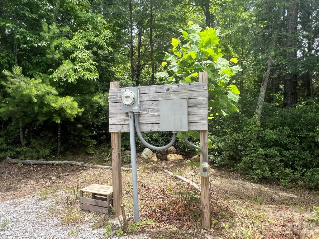 366 Dobsons Knob Loop Marion NC 28752