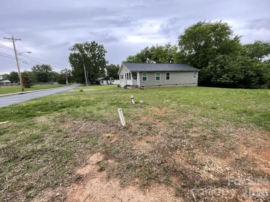 19633 S Ferry Street Cornelius NC 28031