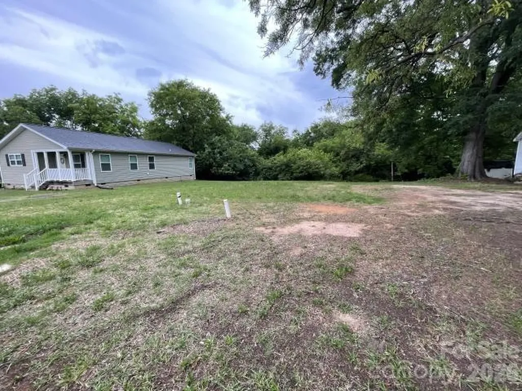 19633 S Ferry Street Cornelius NC 28031