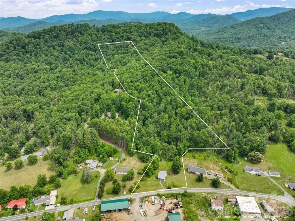 659 Newdale Church Road Burnsville NC 28714