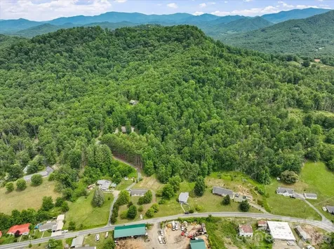 659 Newdale Church Road Burnsville NC 28714