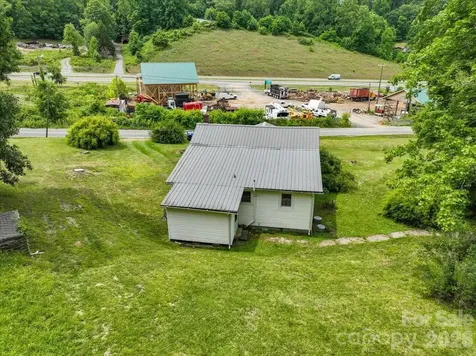 659 Newdale Church Road Burnsville NC 28714