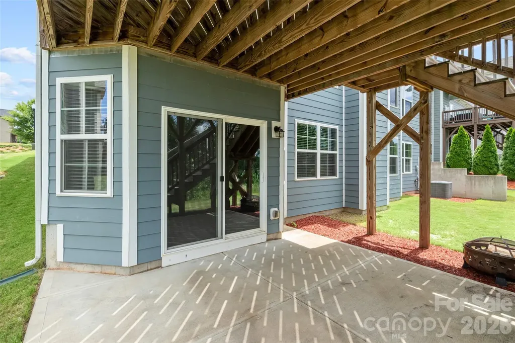979 Parkland Place NW Concord NC 28027