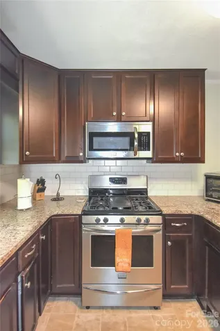 496 14th Avenue NE Hickory NC 28601