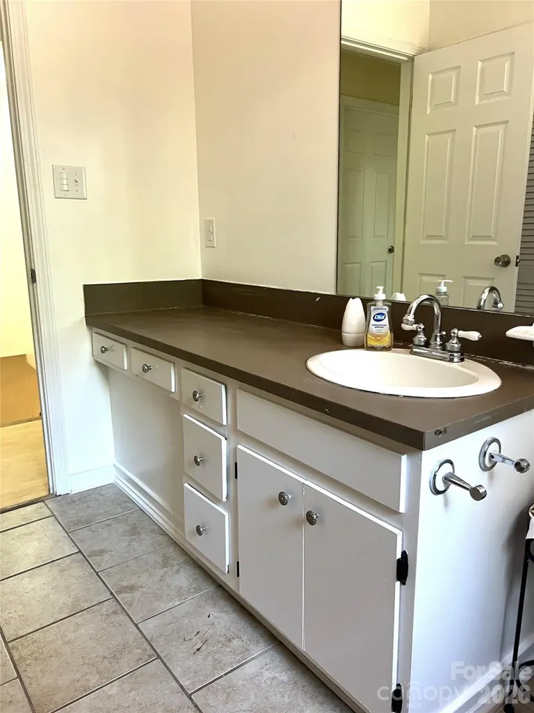 305 Forest Hill Street Morganton NC 28655