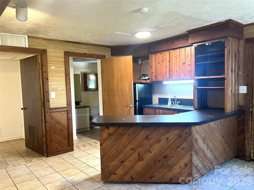 305 Forest Hill Street Morganton NC 28655
