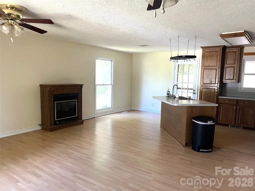 305 Forest Hill Street Morganton NC 28655