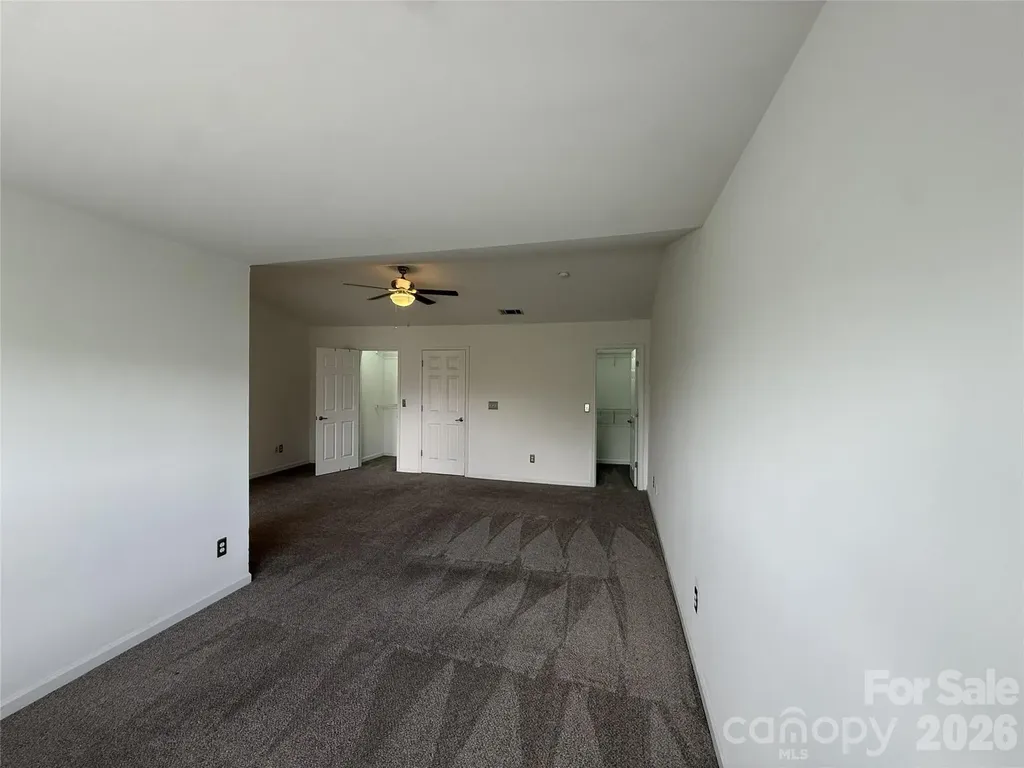 9956 Kings Parade Boulevard Charlotte NC 28273