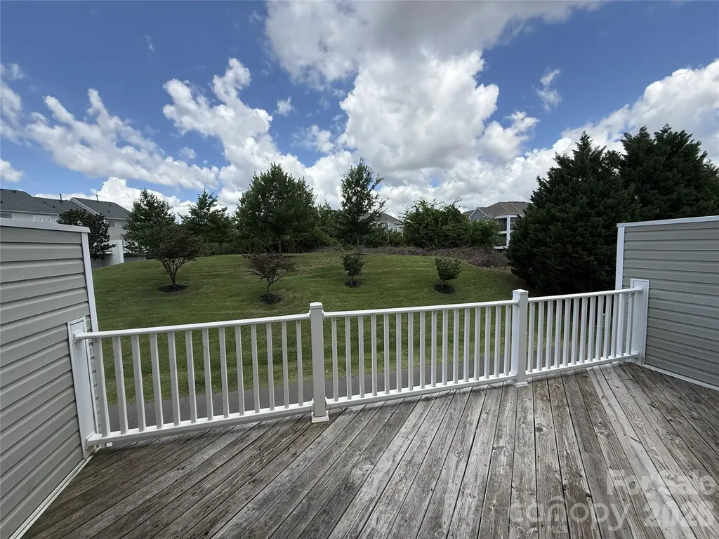9956 Kings Parade Boulevard Charlotte NC 28273