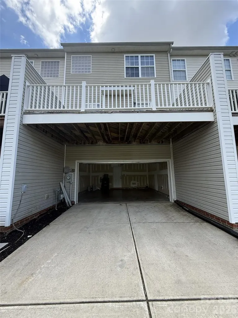 9956 Kings Parade Boulevard Charlotte NC 28273