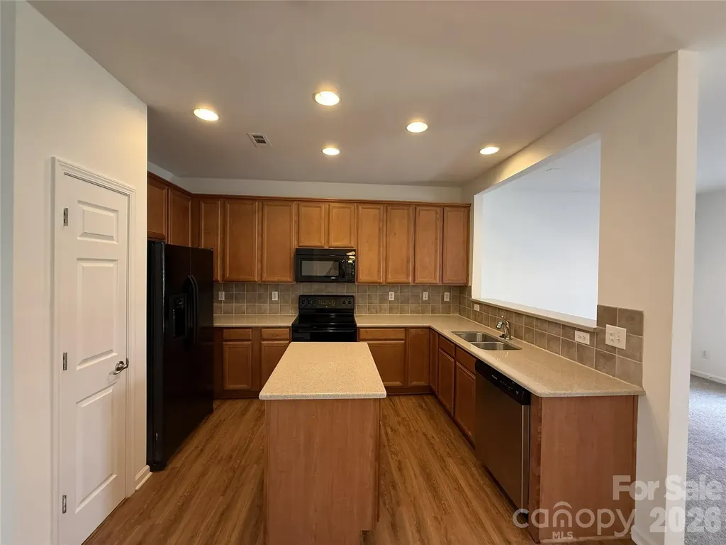 9956 Kings Parade Boulevard Charlotte NC 28273