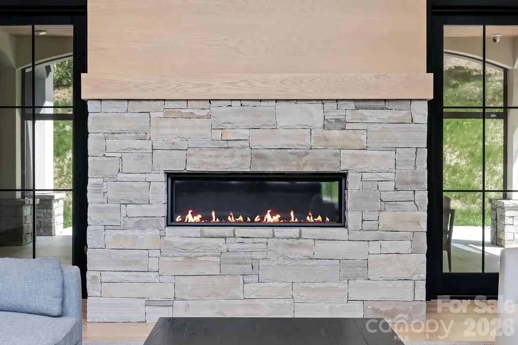 504 Hollow Trail Asheville NC 28803