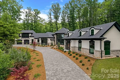 504 Hollow Trail Asheville NC 28803