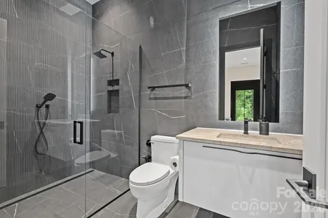 504 Hollow Trail Asheville NC 28803