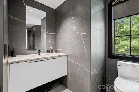 504 Hollow Trail Asheville NC 28803