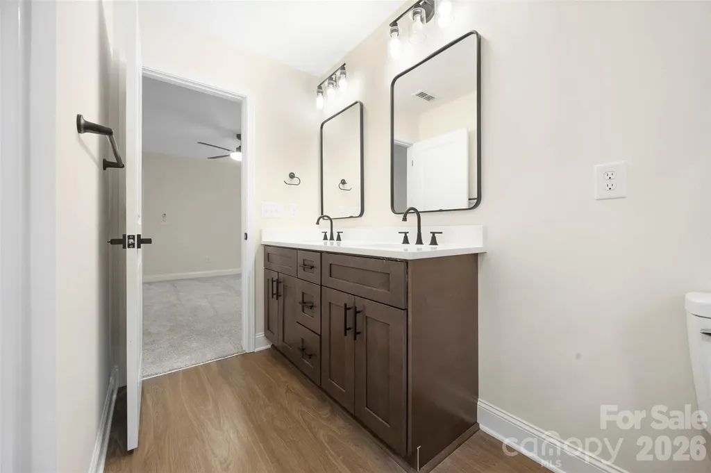 202 Knollwood Circle Albemarle NC 28001