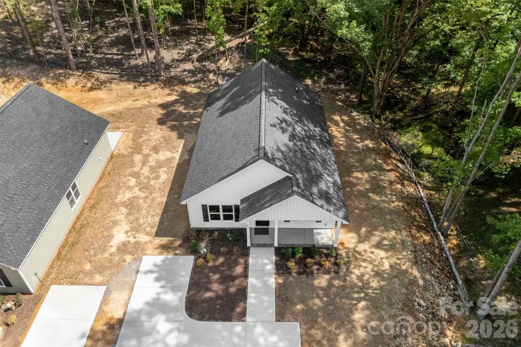 202 Knollwood Circle Albemarle NC 28001