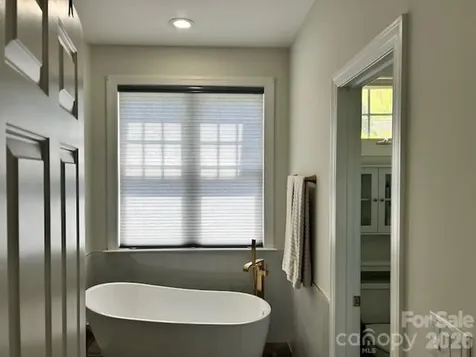 40 Bunker Court Mills River NC 28759