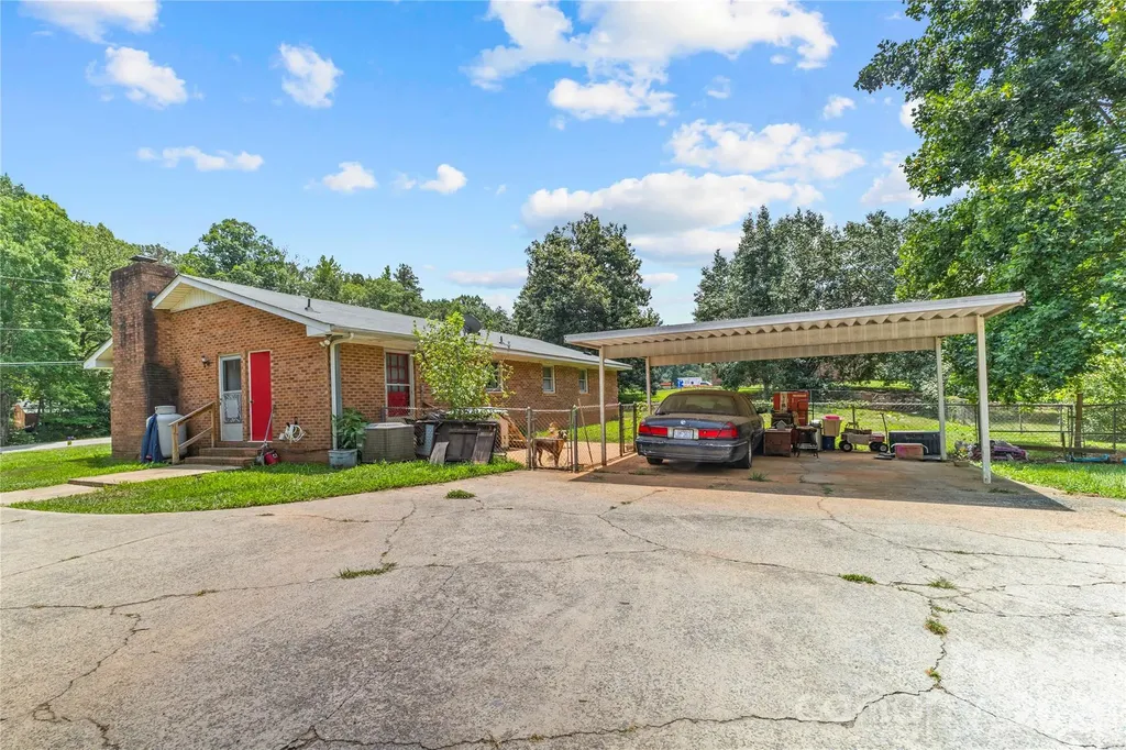 3304 Griffith Road Monroe NC 28112