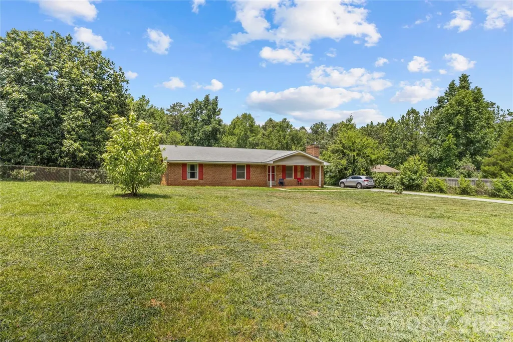 3304 Griffith Road Monroe NC 28112