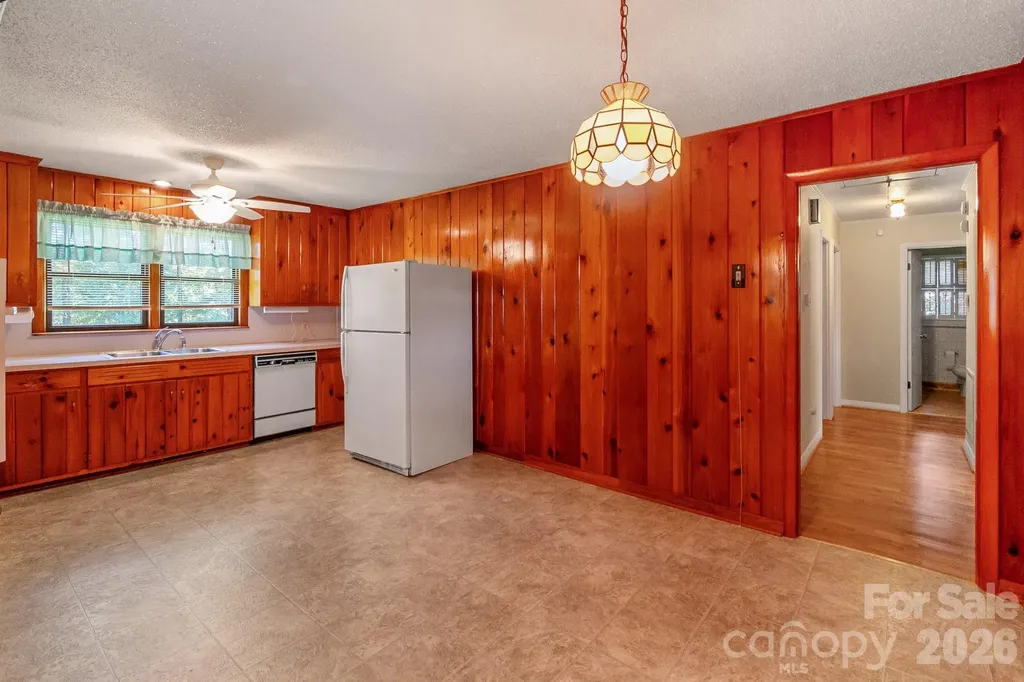1340 E Cannon Avenue Albemarle NC 28001