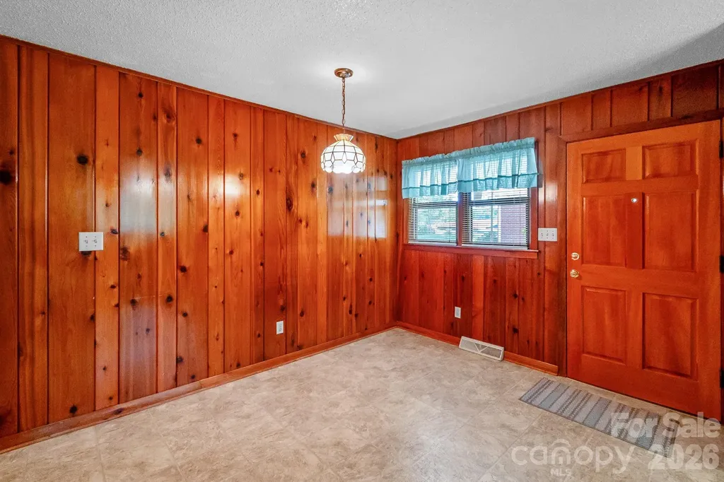 1340 E Cannon Avenue Albemarle NC 28001
