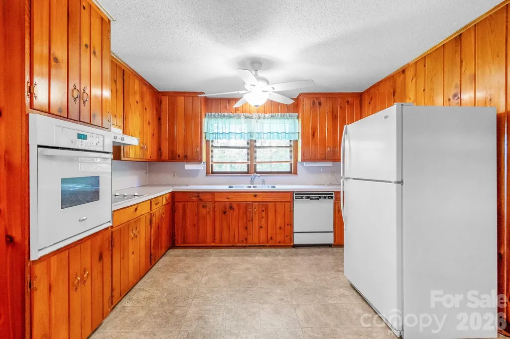 1340 E Cannon Avenue Albemarle NC 28001