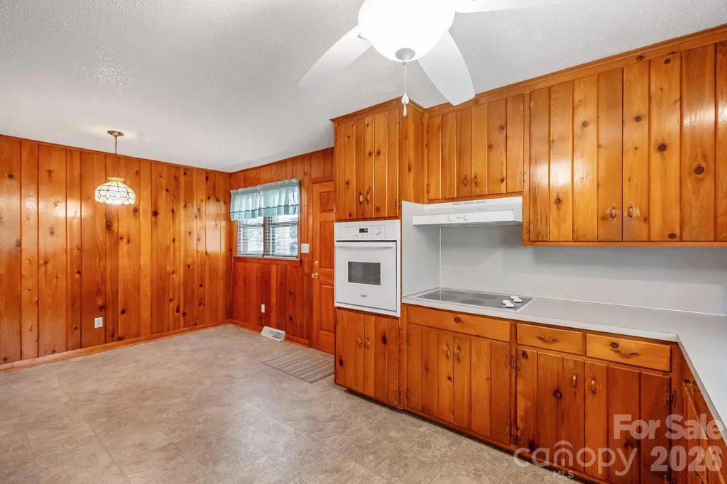 1340 E Cannon Avenue Albemarle NC 28001