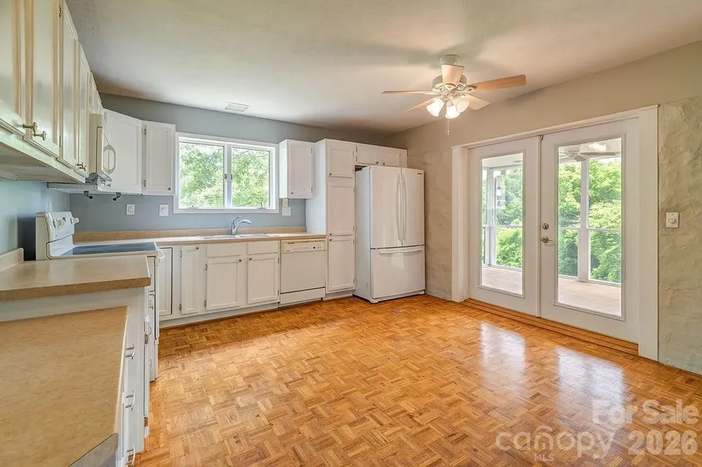 14 High Valley Estates Drive Alexander NC 28701
