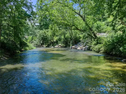 000 Hamlet Drive Burnsville NC 28714