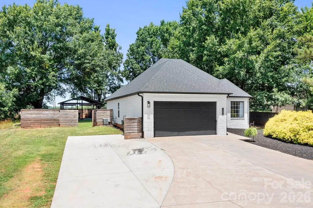 12601 Mayes Road Huntersville NC 28078
